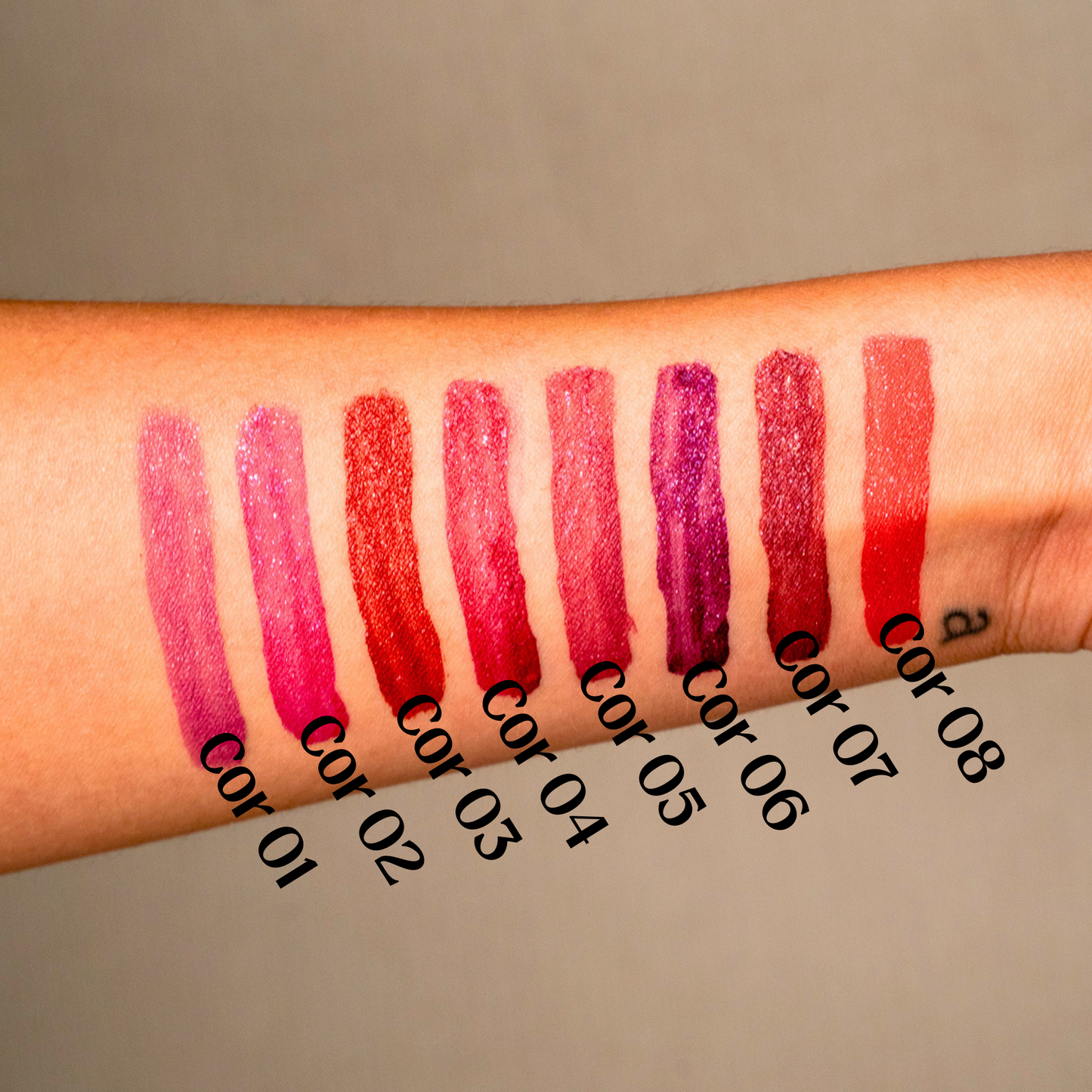 Lip Glitter Soft Bright Color