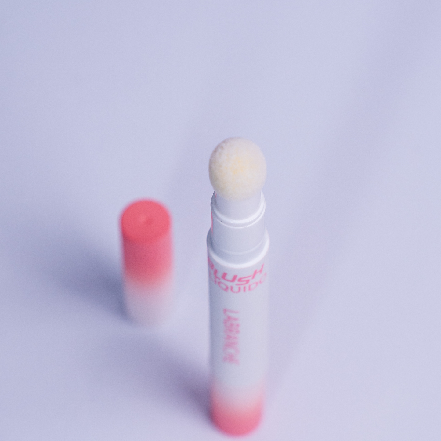Blush Líquido com Esponjinha