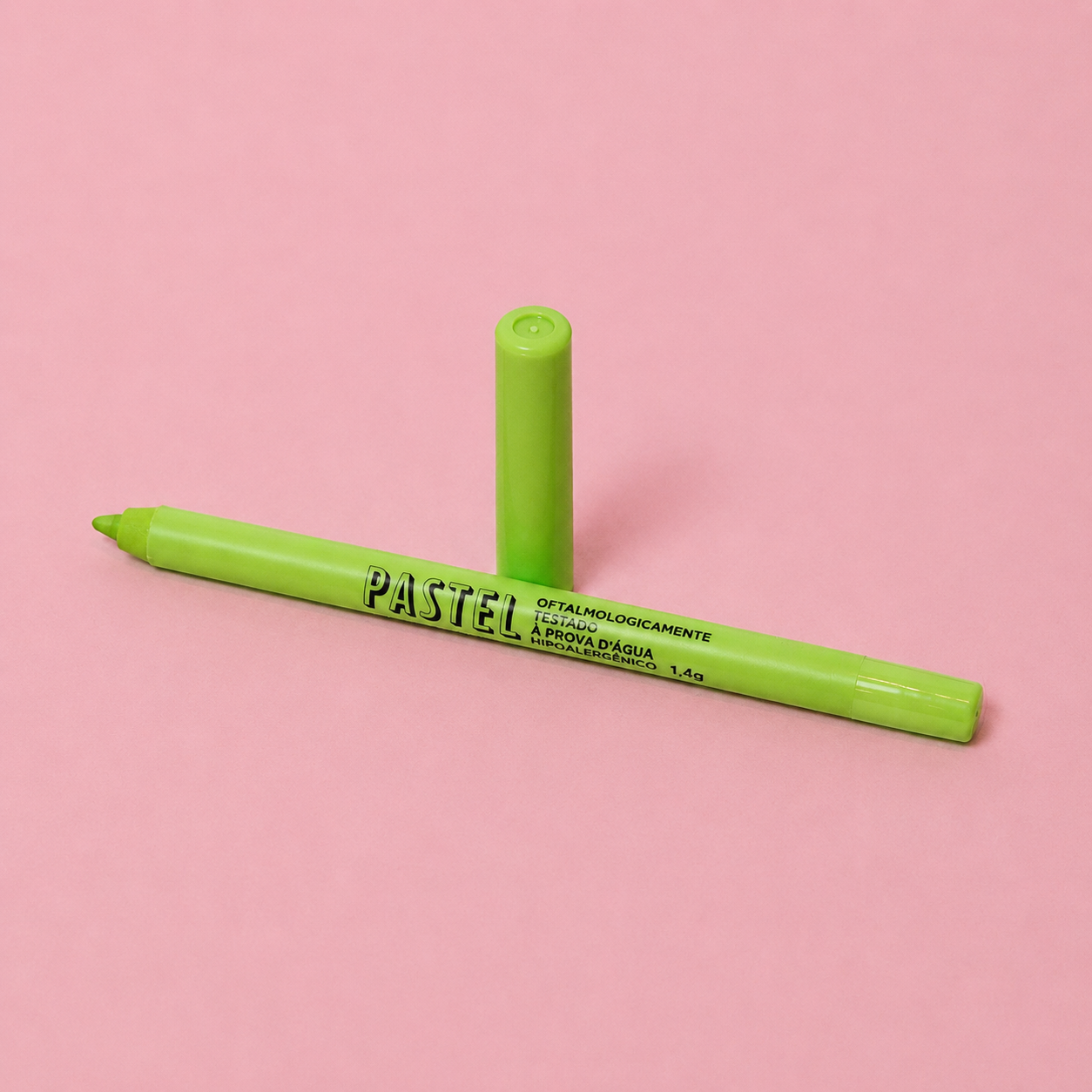 Lápis de Olho Verde